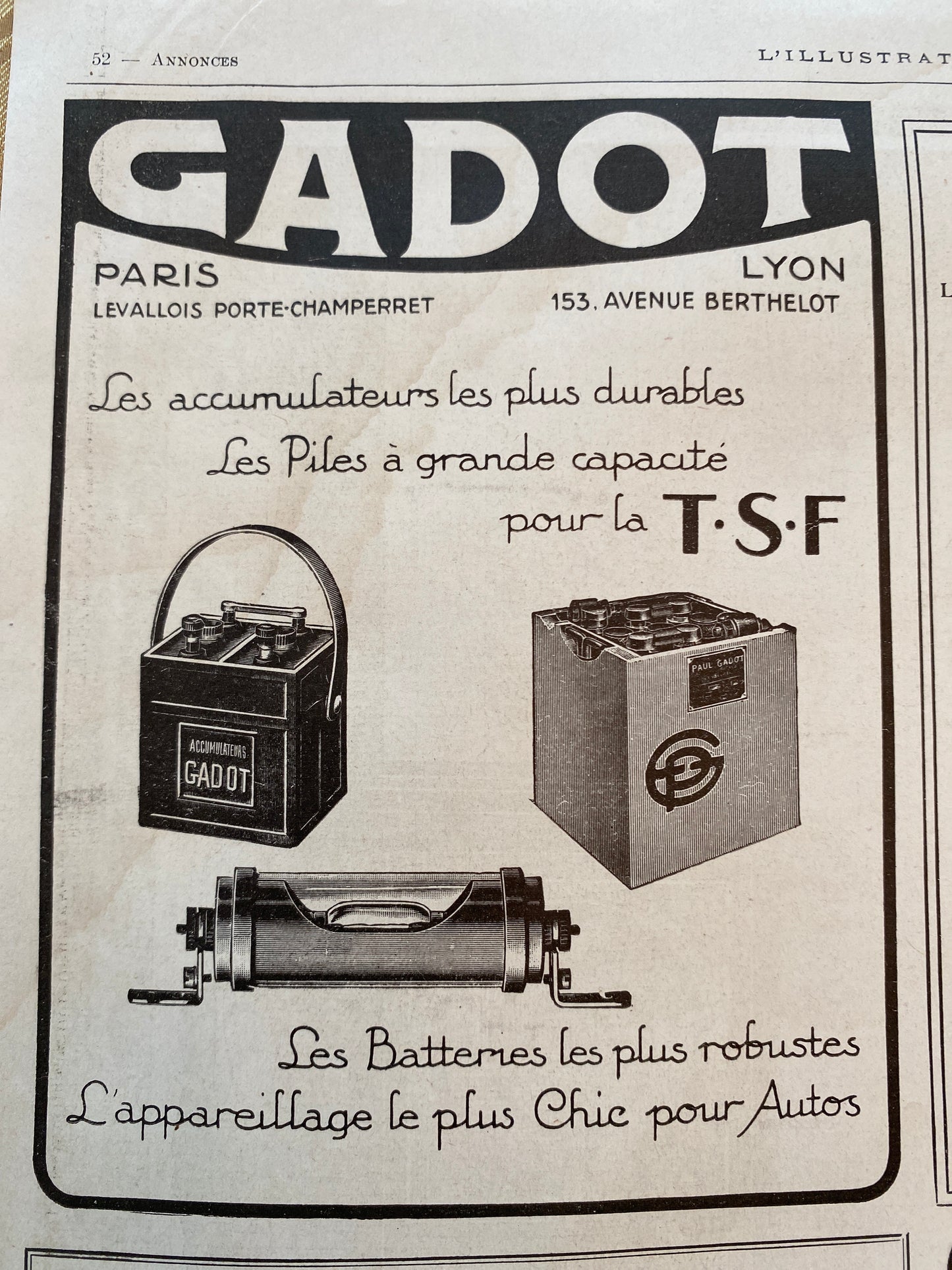 Lux vacuum cleaner ad. Paris. 1923