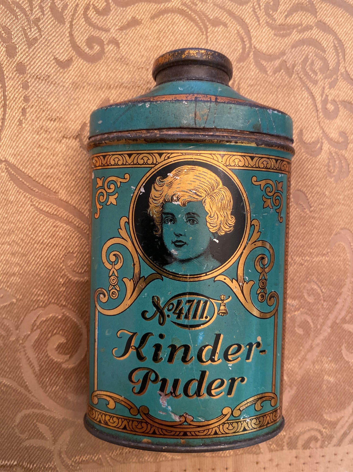 Beautiful Art deco Talcum Powder Tin.